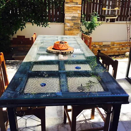 Ada Bed and Breakfast