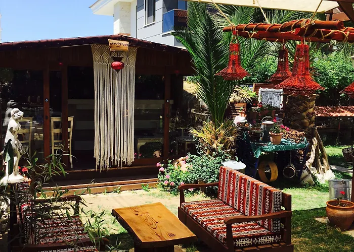 Ada לינה וארוחת בוקר 2*