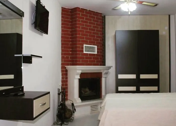 לינה וארוחת בוקר Ada Çeşme