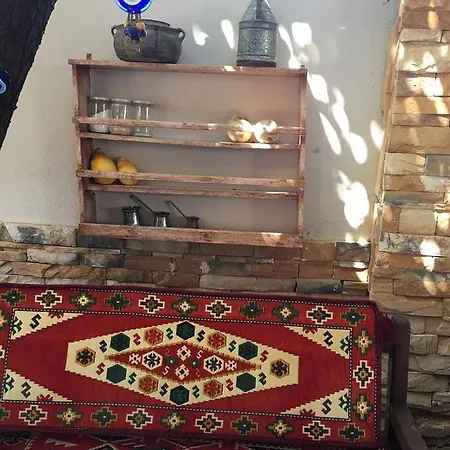 Ada Oda ve Kahvaltı