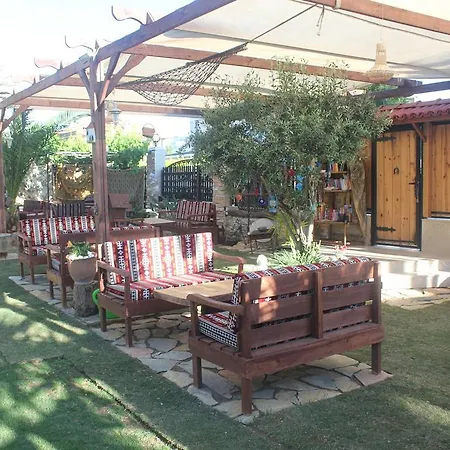 Oda ve Kahvaltı Ada