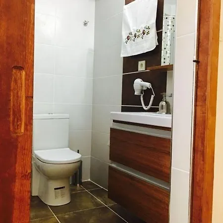 Ada 2* Çeşme